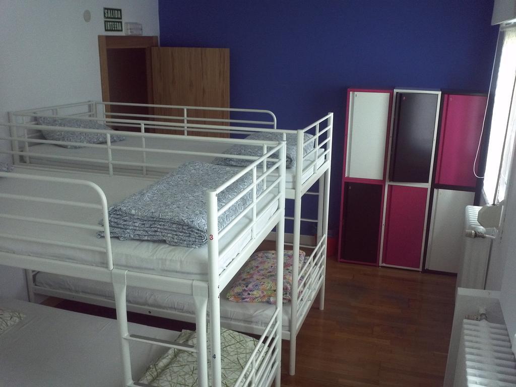 Xarma Hostel Pamplona Szoba fotó