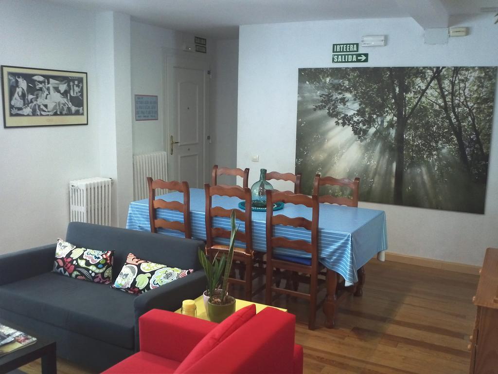 Xarma Hostel Pamplona Kültér fotó